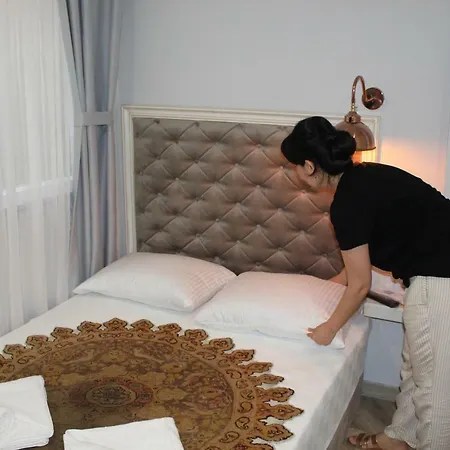 Good Night 3*