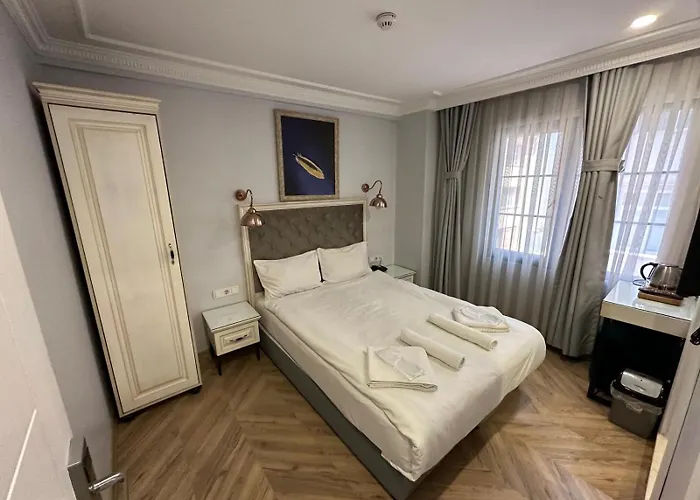 Good Night Ξενοδοχείο 3*