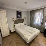 Good Night Hotel 3*