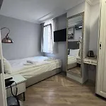 Hotel Good Night