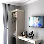 Hotel Good Night